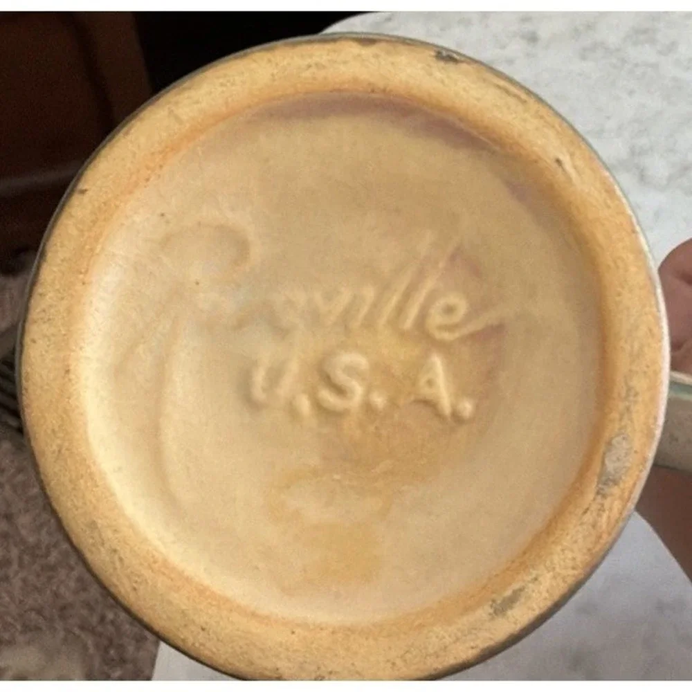 Vintage ROSEVILLE USA  Pottery Double Bud Vase #148